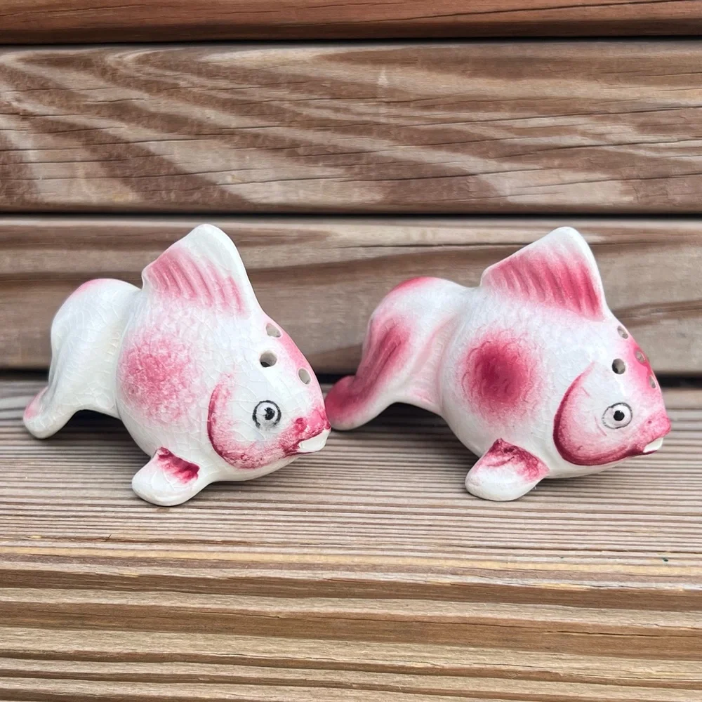 - Vintage Pink Koi Salt & Pepper Shaker Set from Japan! EUC!